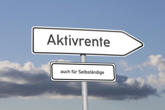 (Photo montage) Directional arrow with the inscription ACTIVRENTE, underneath a sign saying ALSO