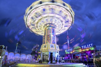 Chain carousel, blue hour, blue hour, Oktoberfest, Munich, Bavaria, Germany