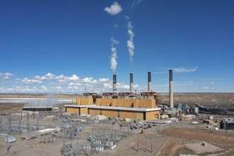 Rock Springs, Wyoming - The Jim Bridger power plant. Originally all four units were coal-fired, but