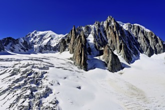 View of the mountains from the Télécabine Panorama Railway, Mont Blanc, Le Mont Blanc du Tacul, in