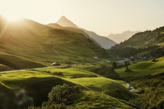 Mountain landscape, sunrise, Hochtannbergpass, Biberkopf, Warth, Bregenzerwald, Vorarlberg, Alps,