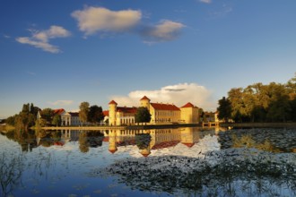 Rheinsberg Castle, lakeside with Lake Grienerick, Ostprignitz-Ruppin district, prime example of