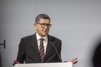 Prof. Reinhold R. Geilsdörfer, CEO of the Dieter Schwarz Foundation. ground-breaking ceremony