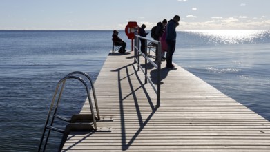 Jetty on the south beach in sunny autumn weather, Fehmarn island, 18.10.2025, Fehmarn,