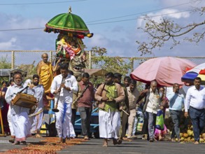 Puja at the Chamundeswar Hindu Temple on Chamundi Hill, Mysore or Mysore, Karnataka, India