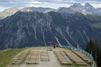 Seating and cruez for mountain service at Schlappoldsee station of the Fellhorn cable car, in the