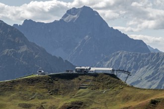 View from the Fellhorn of the Allgäu Alps, Kanzelwand-Bahn summit station and Großer Widderstein,