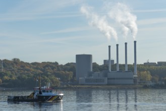 Kiel port, coastal power plant on the Kiel Fjord, technology, combined heat and power, natural gas