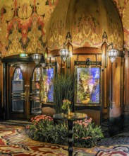 Foyer of the Tuschinski Theatre, Pathé Tuschinski, traditional cinema in the Art Deco style of the