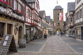 The old town of Ahrweiler, half-timbered houses in Ahrhutstraße, renovated, restored, partly