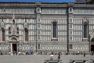 Marble façade of Santa Maria del Fiore Cathedral, Florence, Tuscany, Italy