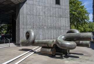 Deutsche Federal Bank building with modern sculpture, Hamburg, Germany