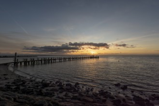 Sunset over the North Sea near Utersum, Föhr Island, Schleswig-Holstein, Germany