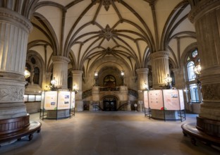 Entrance hall, columned hall of the Hamburg City Hall, interior view, Hamburg, Germany