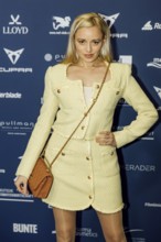 Anne Marie Waldeck on the red carpet in front of the award ceremony at Pullmann Berlin