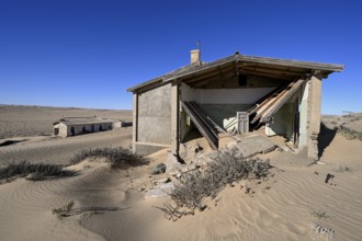 Former residential building, Kolmanskop, restricted diamond area, near Lüderitz, Karas region,
