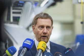 Minister President Michael Kretschmer during his visit to the Volkswagen vehicle plant in Zwickau,