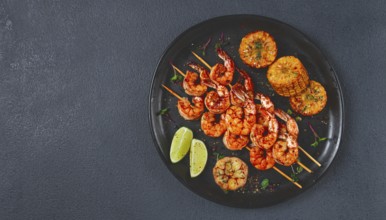 Tiger prawns on skewers, shrimp kebab, with corn, fried, homemade, no people