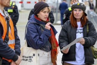 Participants of the Citizens' Council on Climate Protection of the New Generation present results.