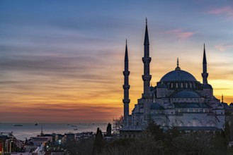 Sunset at the Blue Mosque or Sultan Ahmed Mosque in Istanbul, Turkey