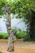 Wooden sculpture in the trendy Neustadt neighbourhood, Dresden, Saxony, Germany
