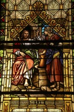 Buntglasfenster in der evangelisch-lutherischen Kirche von 1912, hergestellt von der Hofglasmalerei