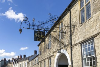 Old Ship Inn, Mere, Wiltshire, England, UK architect Henry Andrews 1711 former hotel and pub now