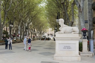 Passeig de Born promenade and sculpture, Palma de Majorca, Majorca, Balearic Islands, Spain
