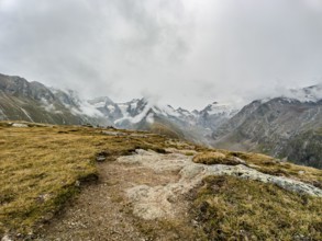 Panoramic view from the Hohe Mut over the Mutsattel and the Rotmoostal to the Gurglkamm in the