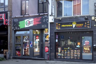 Snackbars, snack bars in the Overpoortstraat, Overpoort street, nightlife district for students in