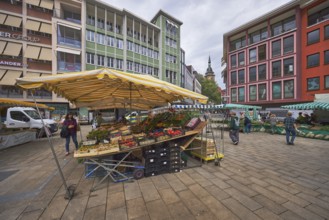 Weekly market, vegetable stall, shopping, general architecture, facades, windows, pedestrians as