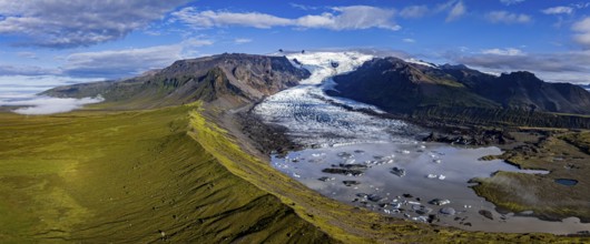 Ice floes, glacier, glacier tongue, glacier lake, sunny, morning mood, mountains, panorama,
