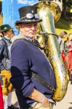 The musician Roland Schleifer with his tuba from the music group Blechblosn, Wiesnwirte