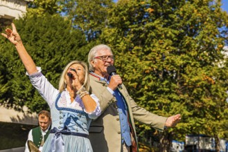 Performance of the folk music duo Marianne and Michael on the stage of the Bayrischer Rundfunk,