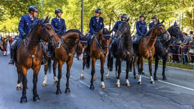 The Munich Police Riding Squadron, Entry of the Oktoberfest hosts, Oktoberfest, Munich, Upper