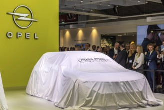 Opel presented the Opel Corsa GSE Vision Gran Turismo as a world premiere and the Opel Mokka GSE at
