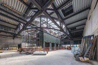 The new airport railway station between the airport and the exhibition centre is a circular