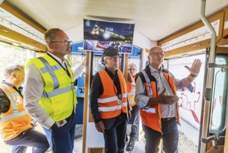 First test run on the new railway line between Wendlingen and the airport. Winfried Hermann
