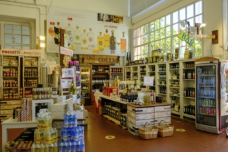 Market hall, Mercato, Piazza Duca D'Aosta, Grado, Julian Friuli, Adriatic Sea, Italy