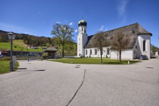 Parish church Herz-Jesu Bischofswiesen, lantern, meadow, hill, forest, trees, blue sky,