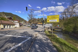 Signposts to Königssee, Berchtesgaden, Maria Gern and natural swimming pool Achauer Weiher,