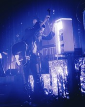 Ben Schneider, singer of Lord Huron live at the Tempodrom Berlin on 08.09.2025