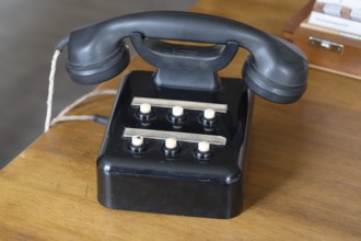 Historic company telephone made of Bakelite, industrial museum Lauf an der Pegnitz, Middle