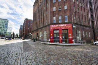 Dialogue in the dark, immersive experience exhibition, workshop on the everyday life of people with