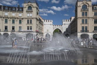 Karlstor am Stachus, built in 1791, in front the fountain in the Stachus roundabout, builder