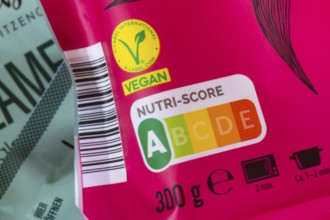 Pink food packaging label with vegan Nutri-Score, Baden-Württemberg, Germany