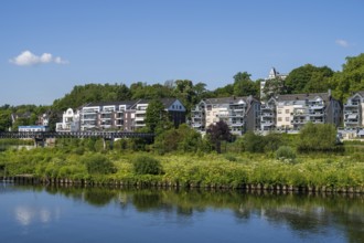 Residential building on the banks of the Ruhr, Saarn-Mendener Ruhraue, nature reserve, Mülheim an