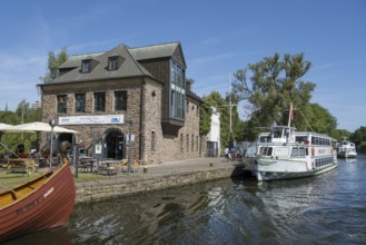 Haus Ruhrnatur, ships on the Ruhr, water station, Mülheim an der Ruhr, Rur region, North