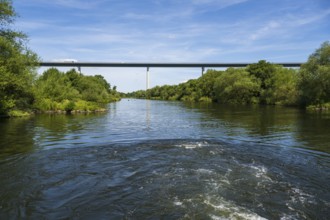 Motorway bridge A 52 over the Ruhr, from below, Mülheim an der Ruhr, Rurgebiet, North