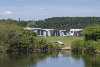 Caravan with awning on the banks of the Ruhr, campsite, Mülheim an der Ruhr, Rurgebiet, North